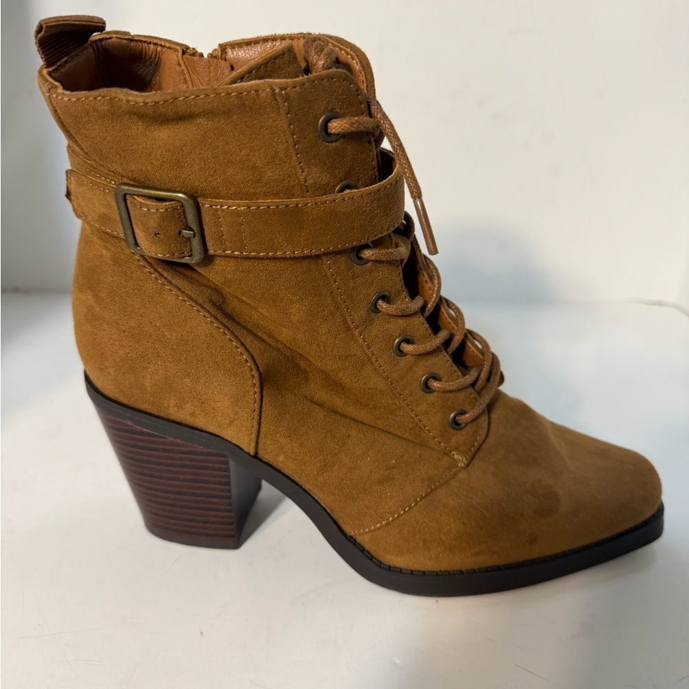 JustFab Brown Suede Feel Lace-Up Ankle Boots with Buckle Detail size 7